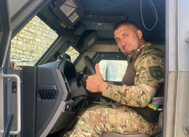 разом із побратимами звільняв херсон, пішов у «лють», щоб звільнити всю херсонщину та дійти до криму, – боєць спецпідрозділу поліції сергій волоткевич