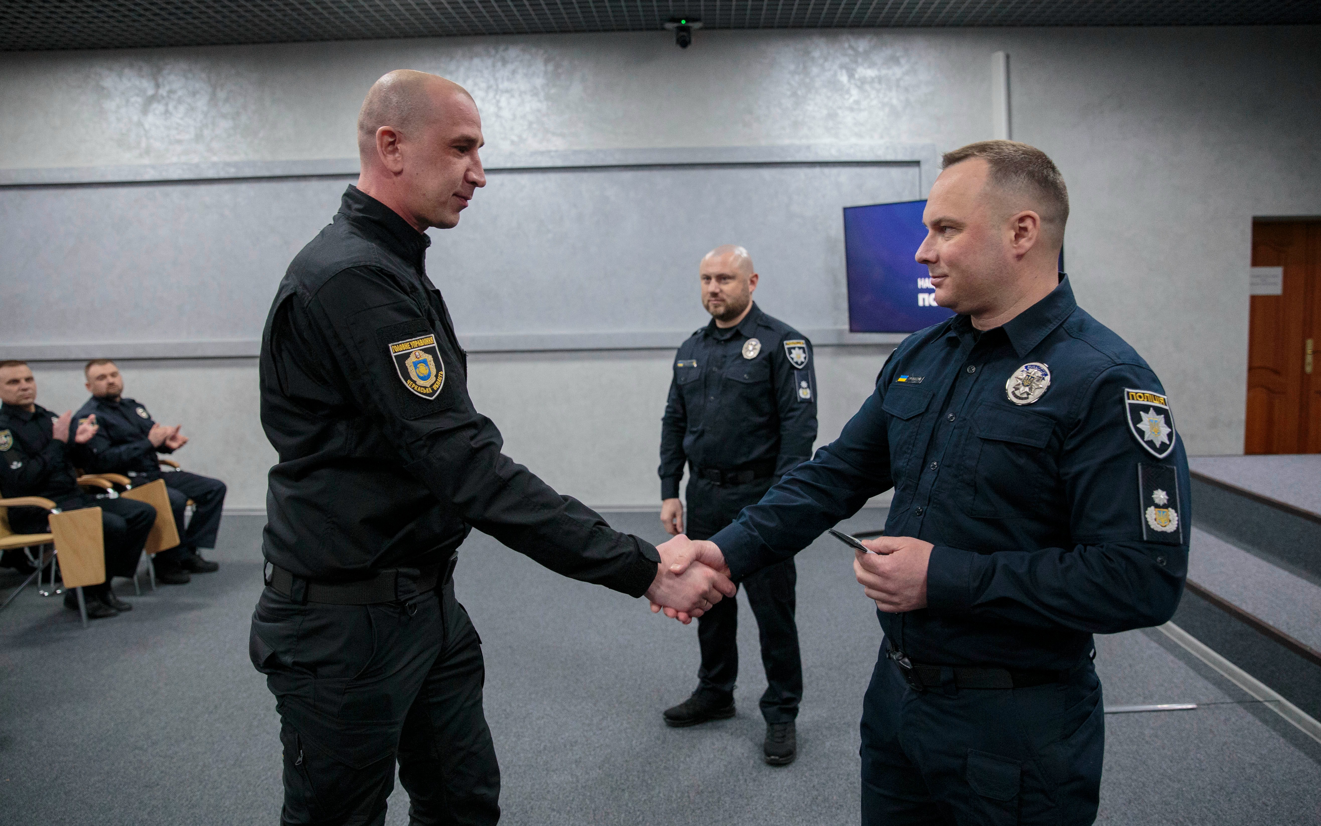 іван вигівський вручив спеціальні звання оперативникам карного розшуку