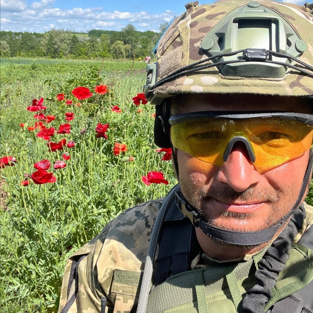 за допомогою дронів коригував вогонь зсу - поліцейський олександр філоненко допомагав знищувати ворога на харківському і донецькому напрямках за допомогою дронів коригував вогонь зсу - поліцейський олександр філоненко допомагав знищувати ворога на харківському і донецькому напрямках