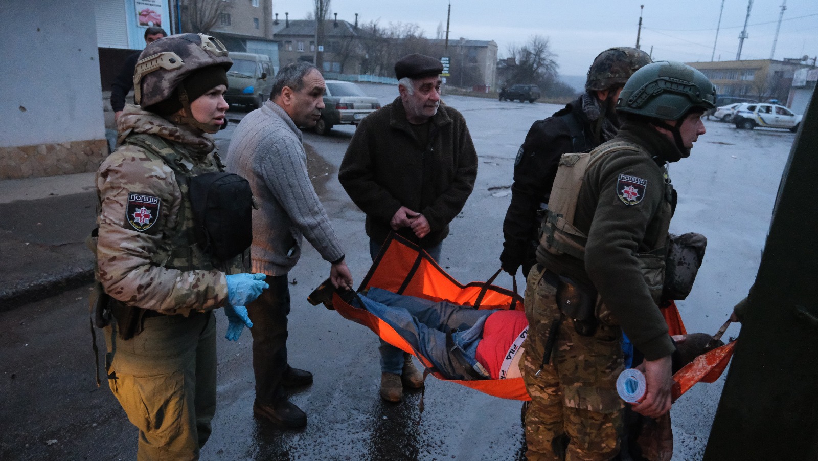 врятувала 16 життів. поліцейська з донеччини ірина шушура – бойова медикиня,  інструктор з особистої безпеки, кросфітерка