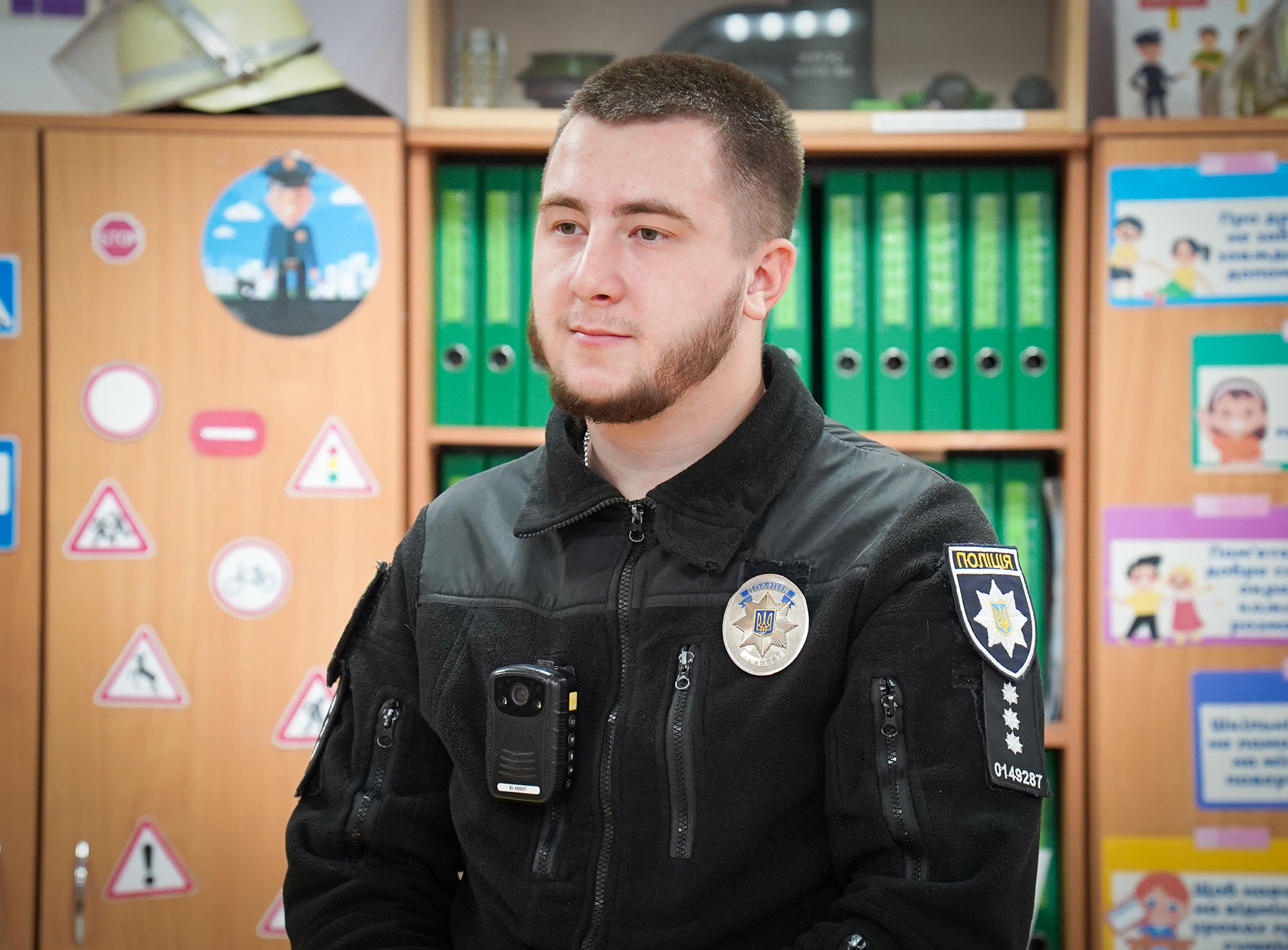 Владислав Кравчина під час уроку з дітьми