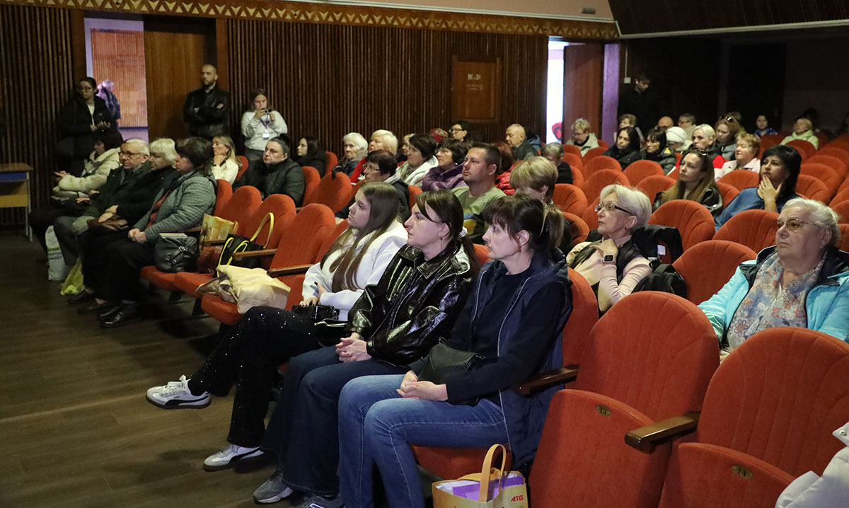 Рідні безвісти зниклих на зустрічі із представниками робочої групи