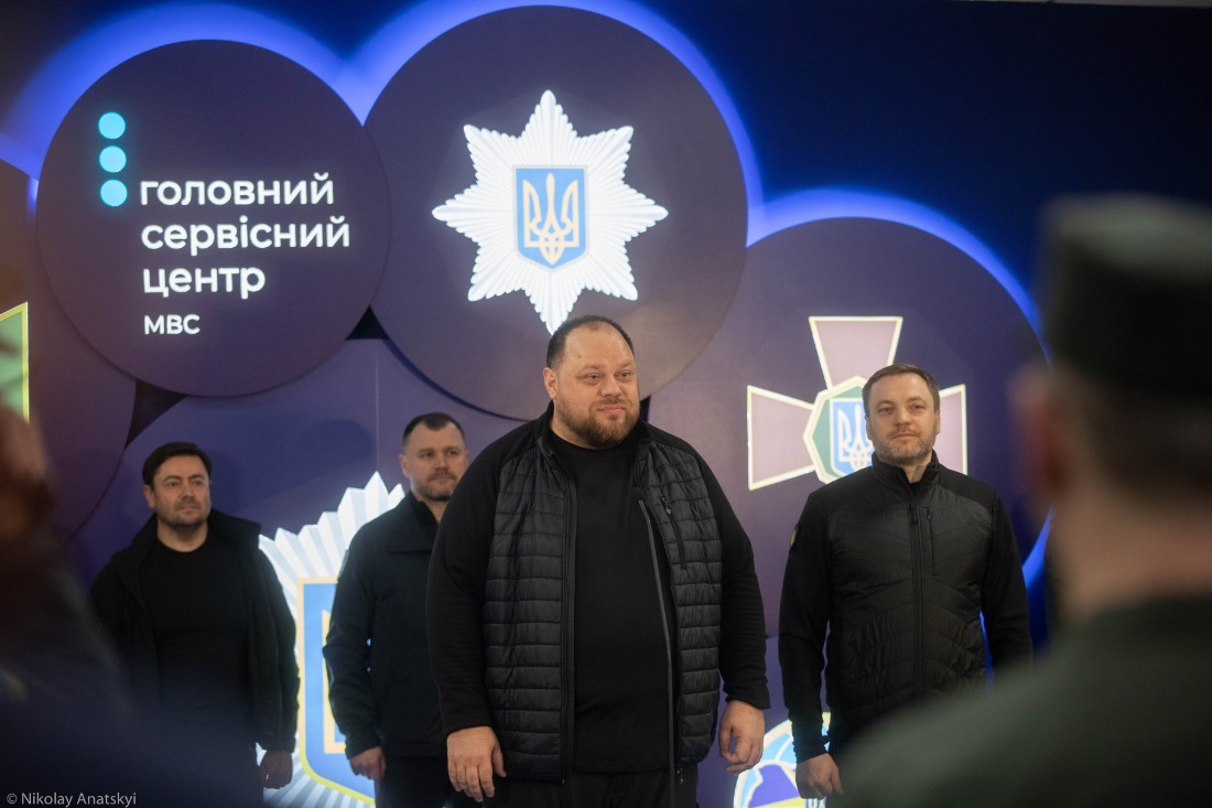 українські захисники уособлюють покрову і меч, які захищають нашу державу – денис монастирський