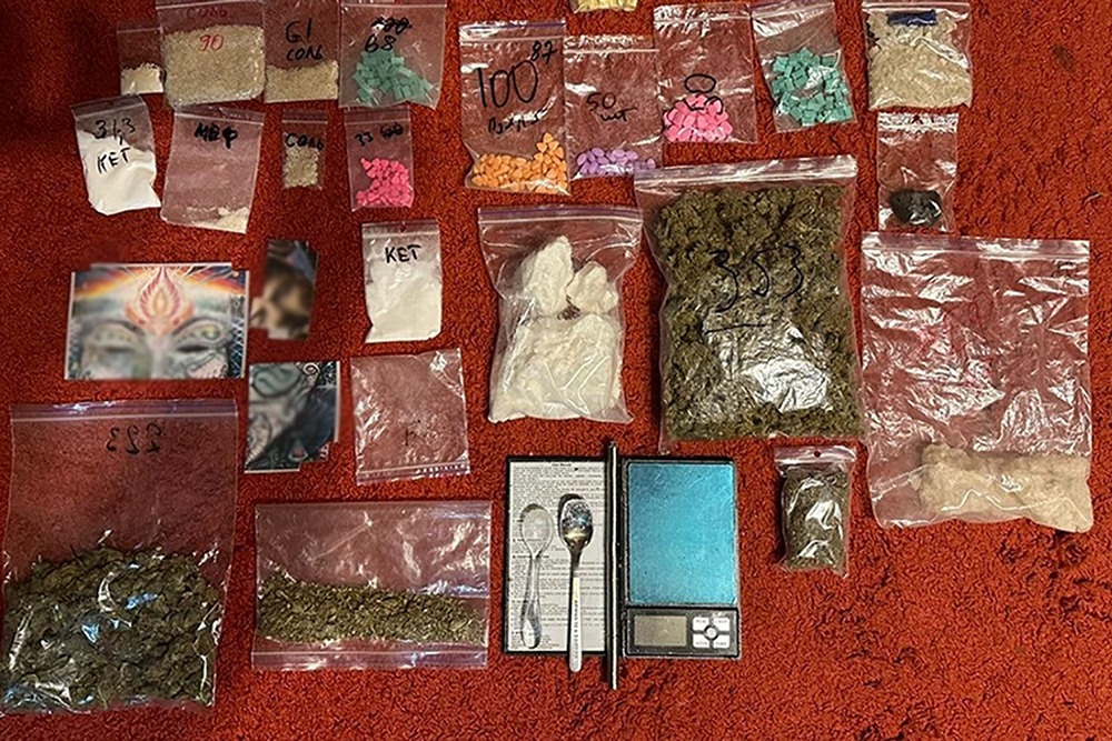збував «альфа-pvp», «lsd», екстазі та амфетамін – поліцейські одещини викрили наркодилера