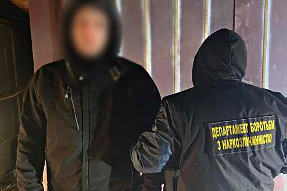 вилучено «альфа-pvp» на майже два мільйони гривень: поліцейські одещини затримали наркодилера