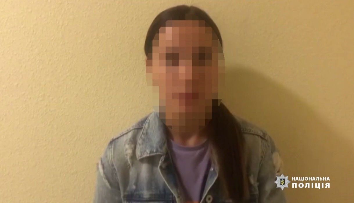 нацполіція затримала шахраїв, які від імені керівників обласних військових адміністрацій збирали гроші для військових