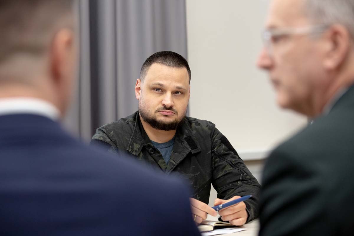 в україні планують відновити канадську поліцейську місію