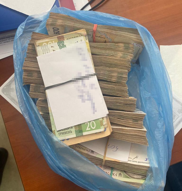 організували незаконне видобування піску: одеські поліцейські затримали злочинну групу
