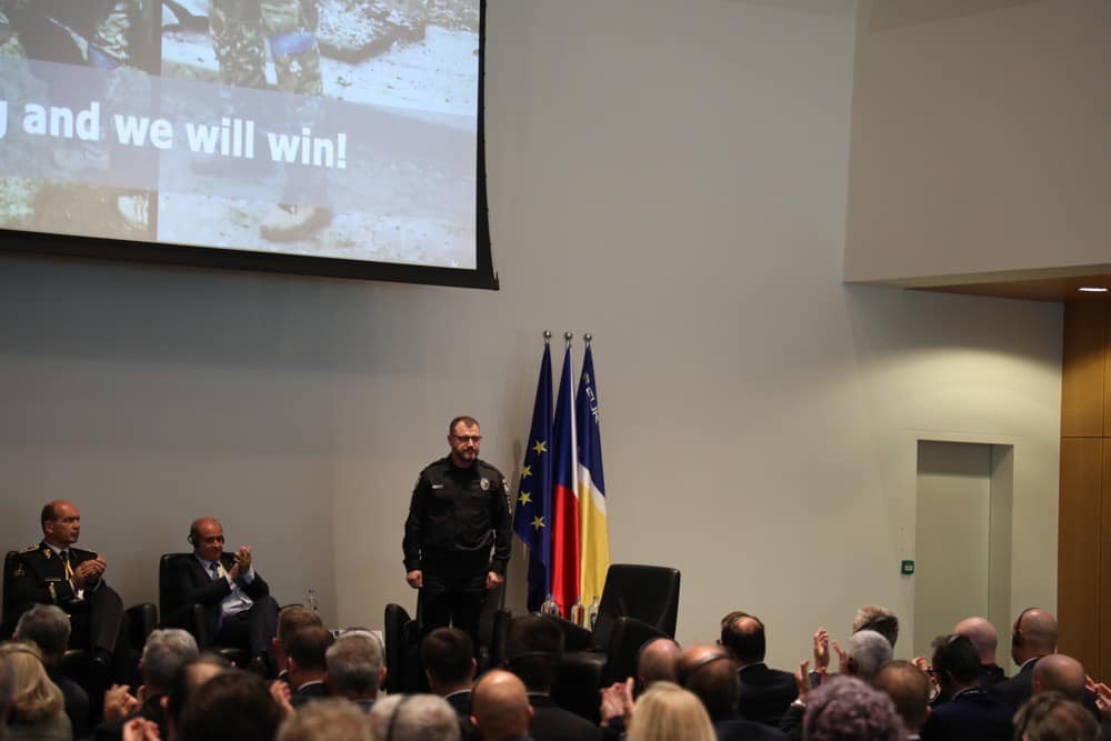 світ повинен знати правду про війну росії проти україни - голова нацполіції виступив на європейській конференції керівників поліції (ерсс) 2022 у гаазі