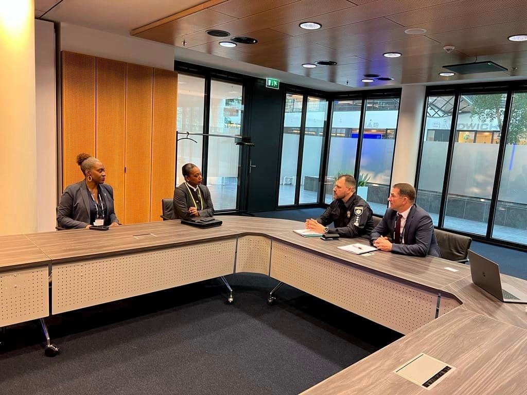 світ повинен знати правду про війну росії проти україни - голова нацполіції виступив на європейській конференції керівників поліції (ерсс) 2022 у гаазі