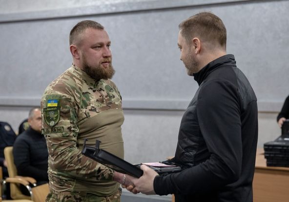 денис монастирський відзначив кращих поліцейських денис монастирський відзначив кращих поліцейських