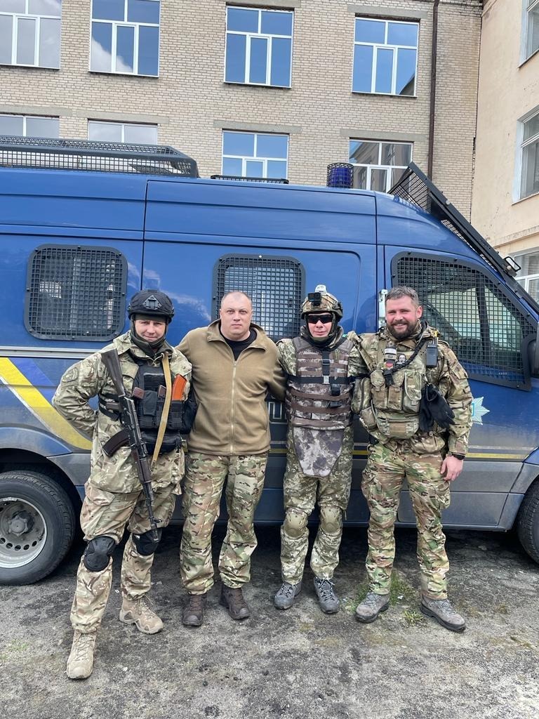 Командир батальйону Луганськ-1 Олександр Твердохліб: Росіяни не шкодують людей, незалежно від того, де ця людина служить. Укриття будують із трупів своїх товаришів по службі 03