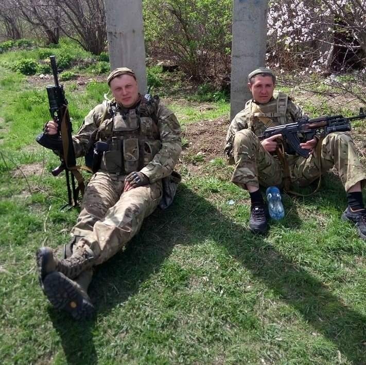 Командир батальйону Луганськ-1 Олександр Твердохліб: Росіяни не шкодують людей, незалежно від того, де ця людина служить. Укриття будують із трупів своїх товаришів по службі 05