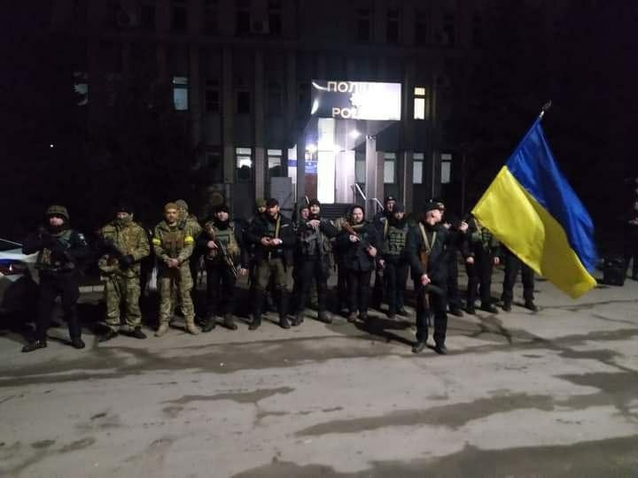 «ми – вільні люди. і будемо жити у вільній державі» - поліцейський із луганщини володимир золотарьов