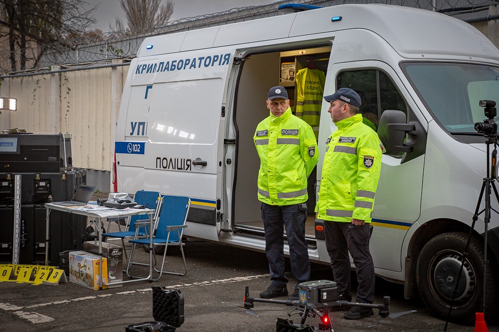 слідчі поліції фіксують наслідки воєнних злочинів військ рф за трьома напрямками, – максим цуцкірідзе слідчі поліції фіксують наслідки воєнних злочинів військ рф за трьома напрямками, – максим цуцкірідзе