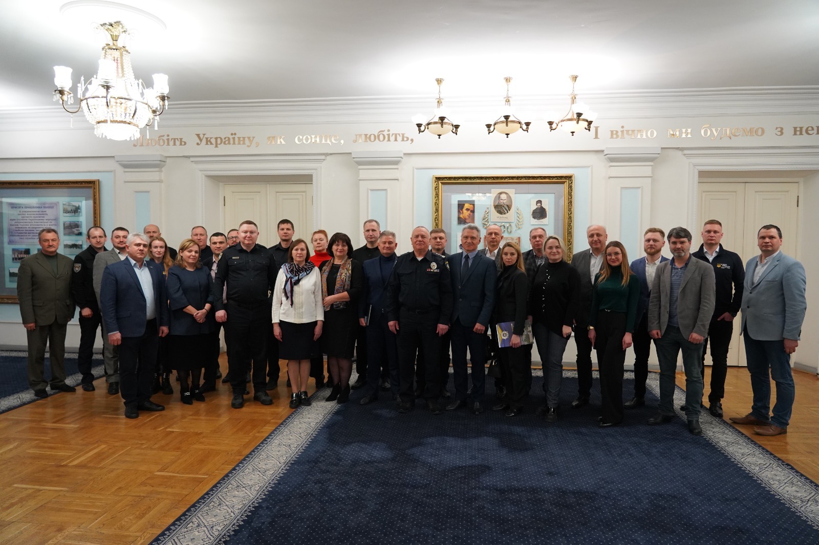 у нацполіції обговорили питання щодо створення ефективної системи забезпечення захисту суддів та учасників кримінального судочинства