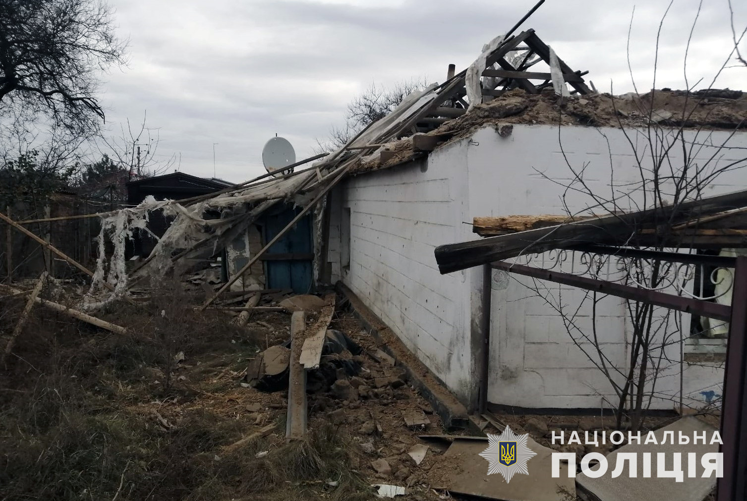 унаслідок ворожого обстрілу загинуло двоє мирних громадян – поліцейські зібрали докази воєнних злочинів