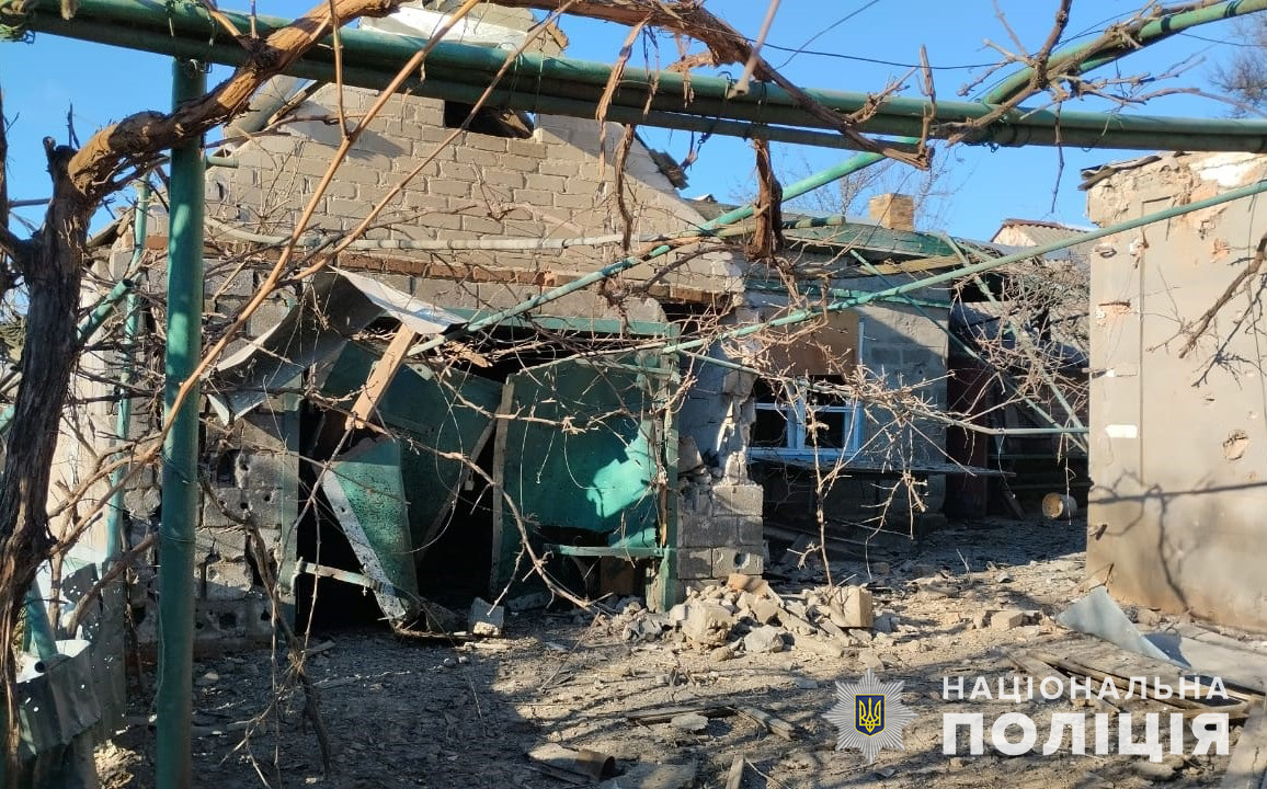 унаслідок ворожого обстрілу загинуло двоє мирних громадян – поліцейські зібрали докази воєнних злочинів