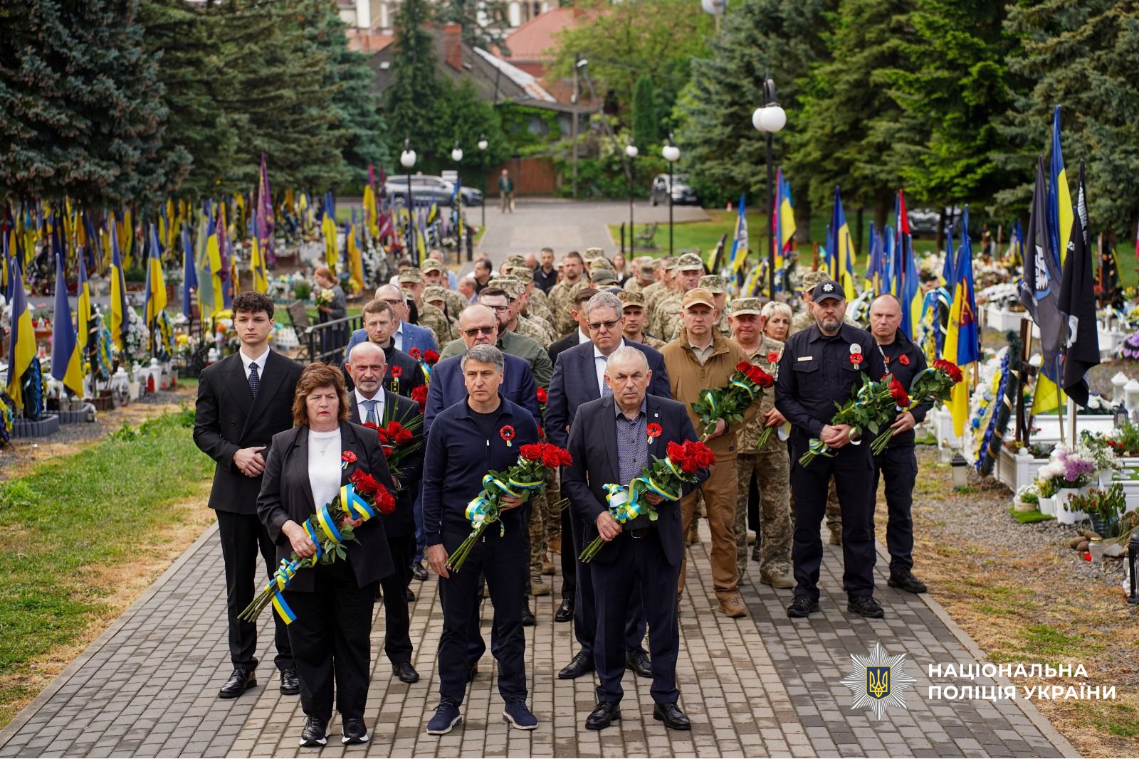 Представники обласної влади, органів місцевого самоврядування, силових і правоохоронних структур Закарпаття, духовенство та громадськість краю на пам'ятних заходах
