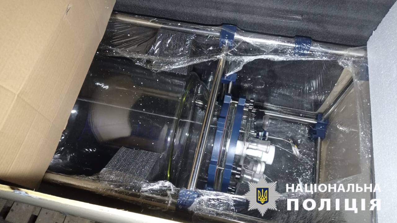 Вінничанина, який заробляв мільйони гривень на виготовленні психотропів, засудили до 9 років ув’язнення з конфіскацією всього майна
