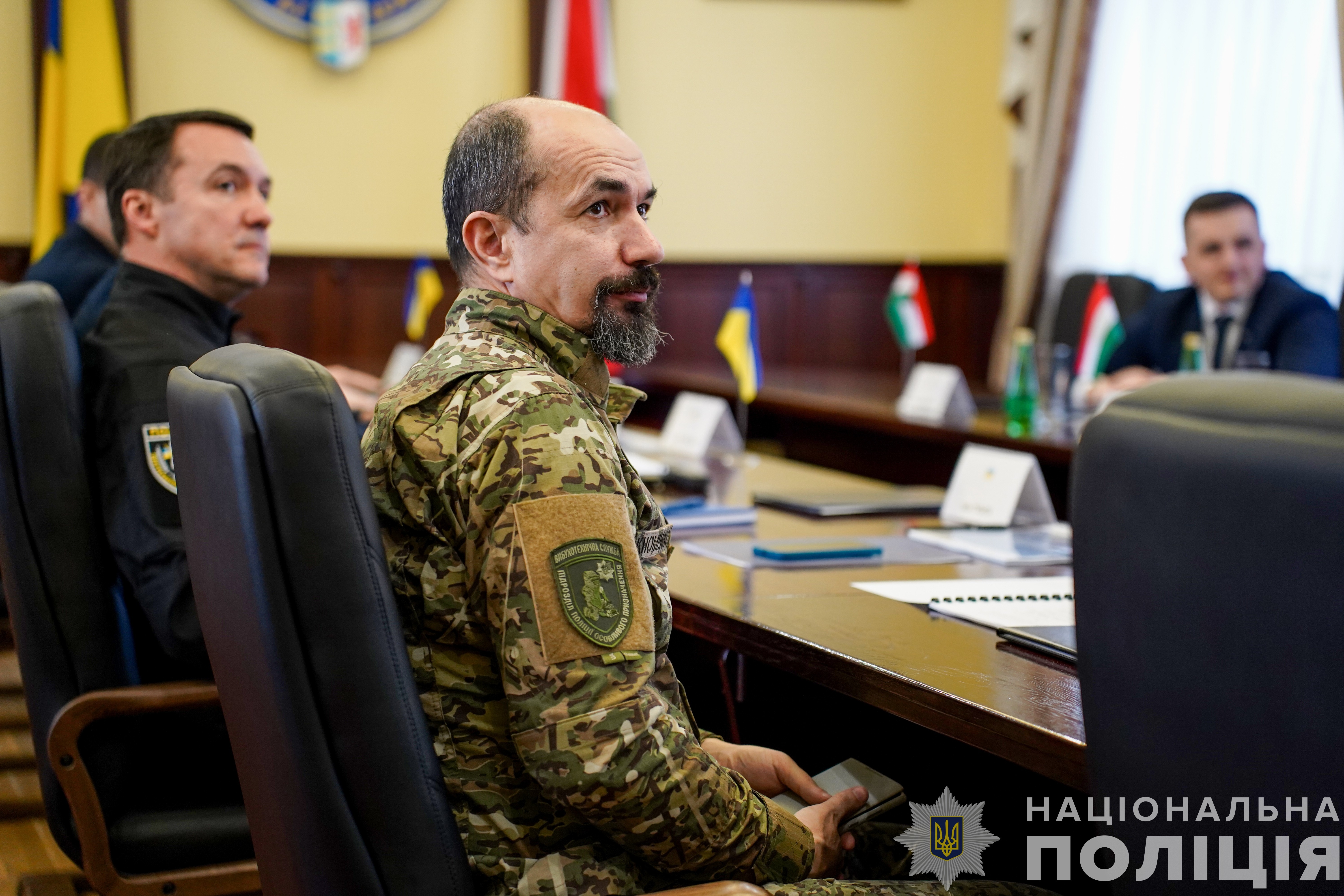 угорська поліція допомагатиме українській протистояти агресії росії – про це домовились керівники відомств країн іван вигівський та янош балог