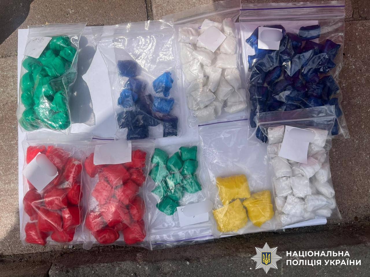 На Вінниччині слідчі повідомили про підозру двом організаторам і учасникам ОЗГ, які займались наркобізнесом