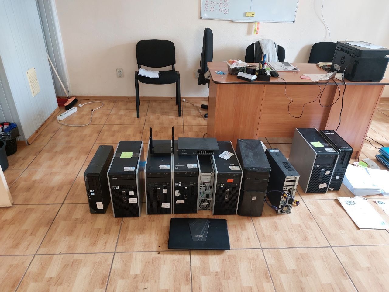кіберполіція та слідчі поліції києва викрили злочинну групу у привласненні 10 мільйонів гривень під виглядом послуг працевлаштування