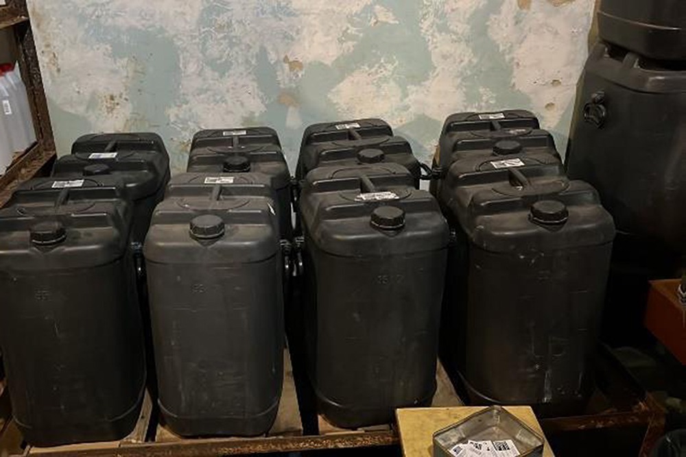 у києві поліцейські викрили ділків у продажі прекурсорів та обладнання утримувачам нарколабораторій