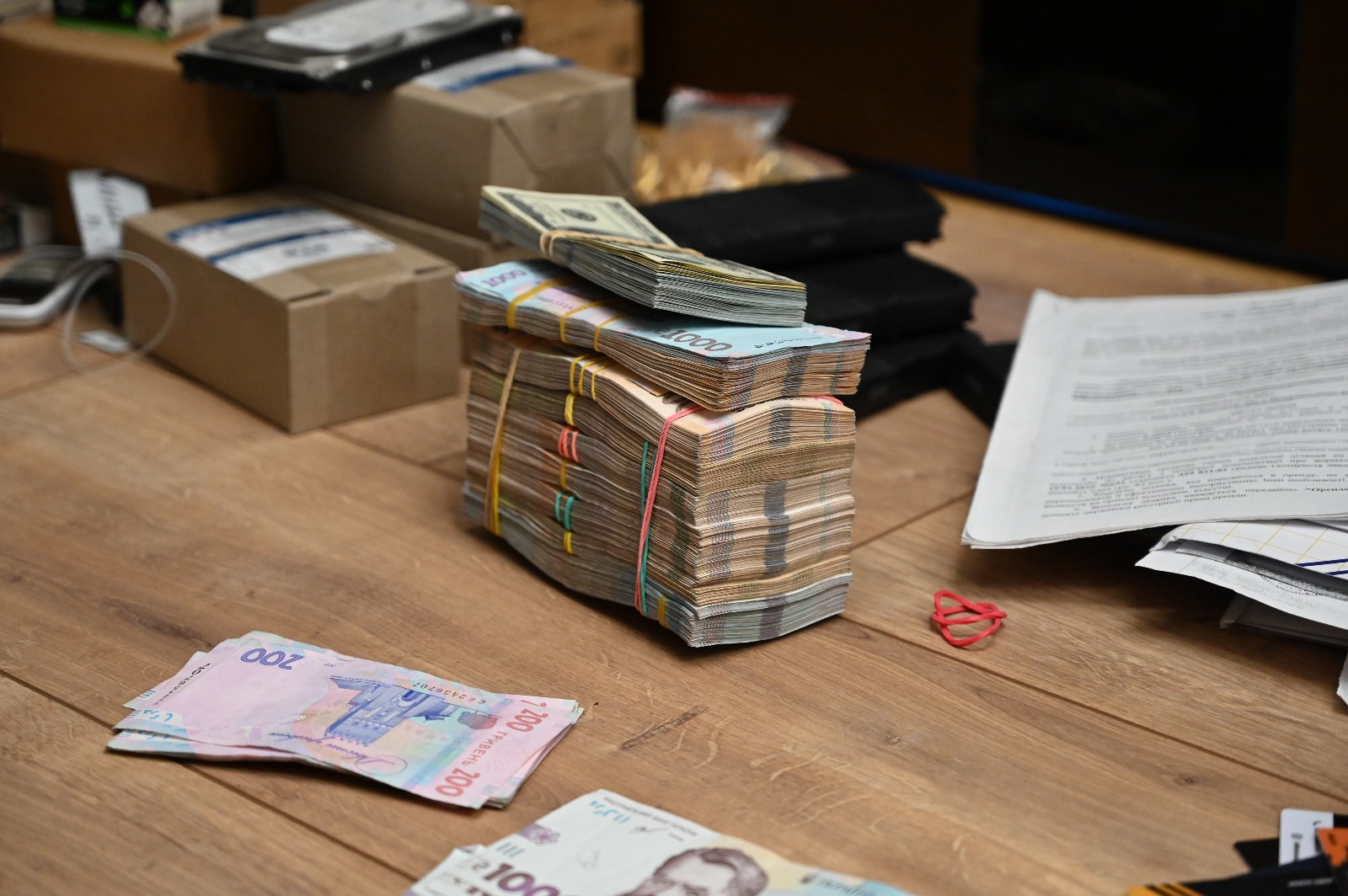 масштабна спецоперація нацполіції: знешкоджено діяльність криворізького наркокартелю,  учасники якого «забезпечували» наркотиками майже всі регіони україни