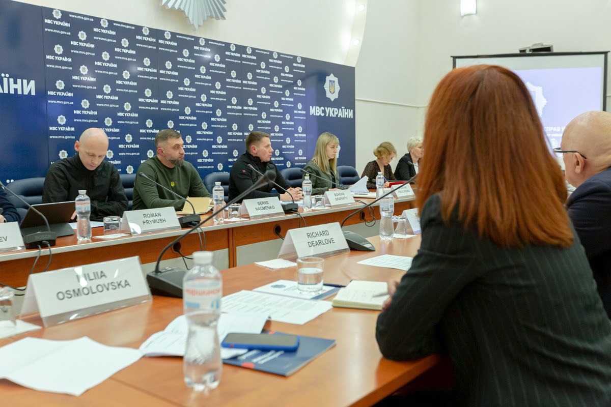 мвс та globsec обговорили питання розмінування україни