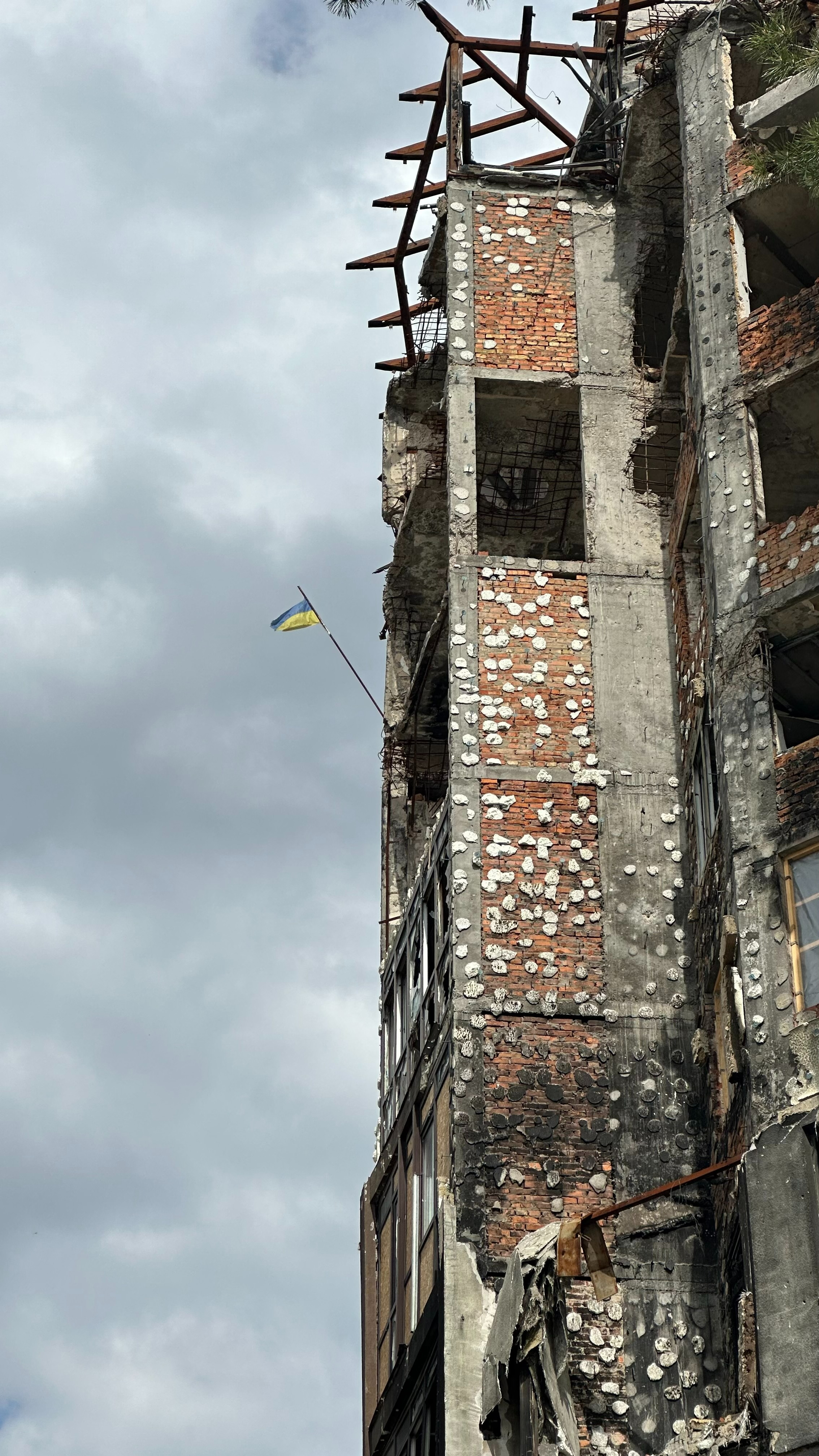 керівник нацполіції іван вигівський показав єврокомісару з внутрішніх справ ілві йоганссон місця воєнних злочинів росіян в ірпені