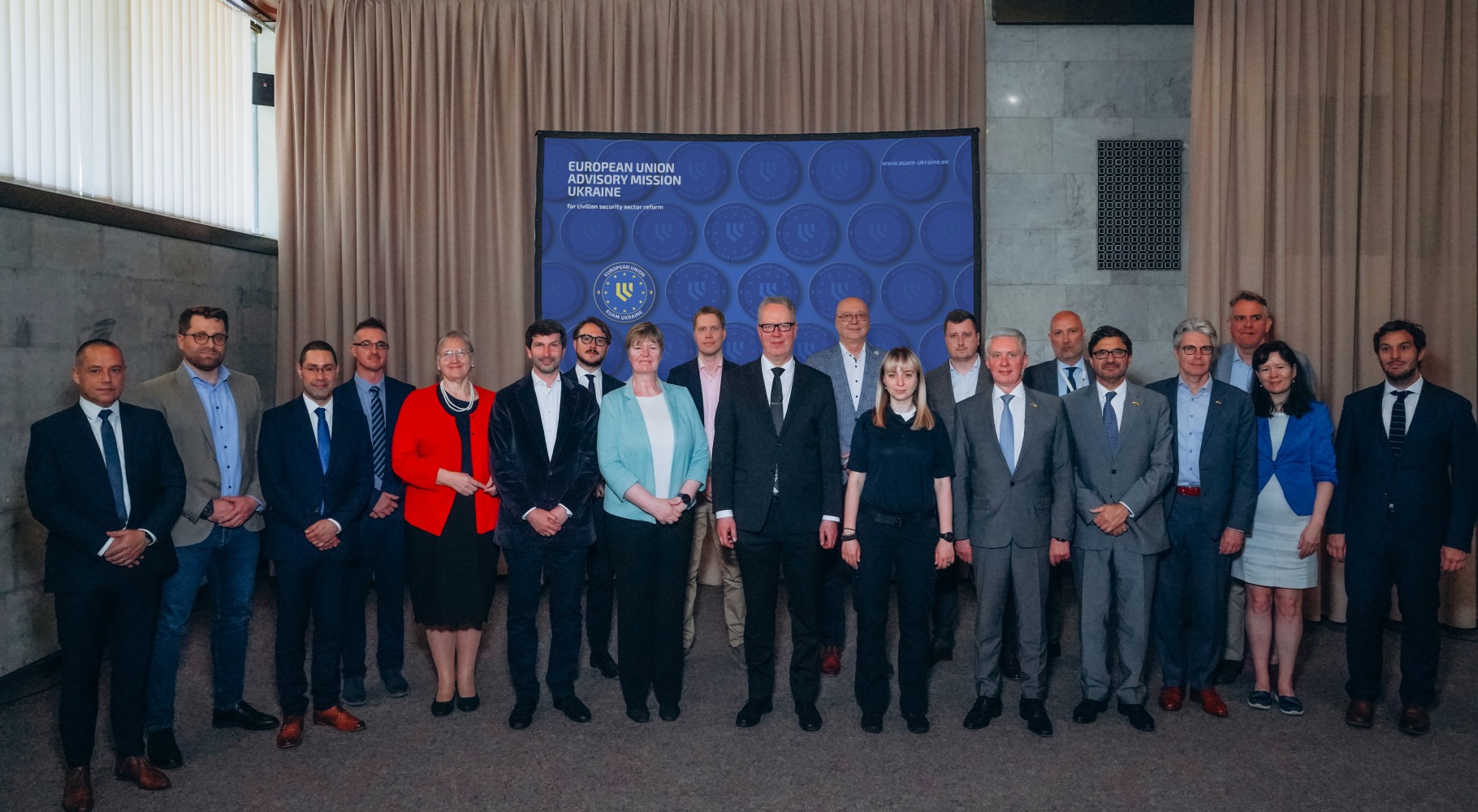 катерина павліченко: стабілізаційні заходи є запорукою повернення до мирного життя на звільнених з-під окупації територіях