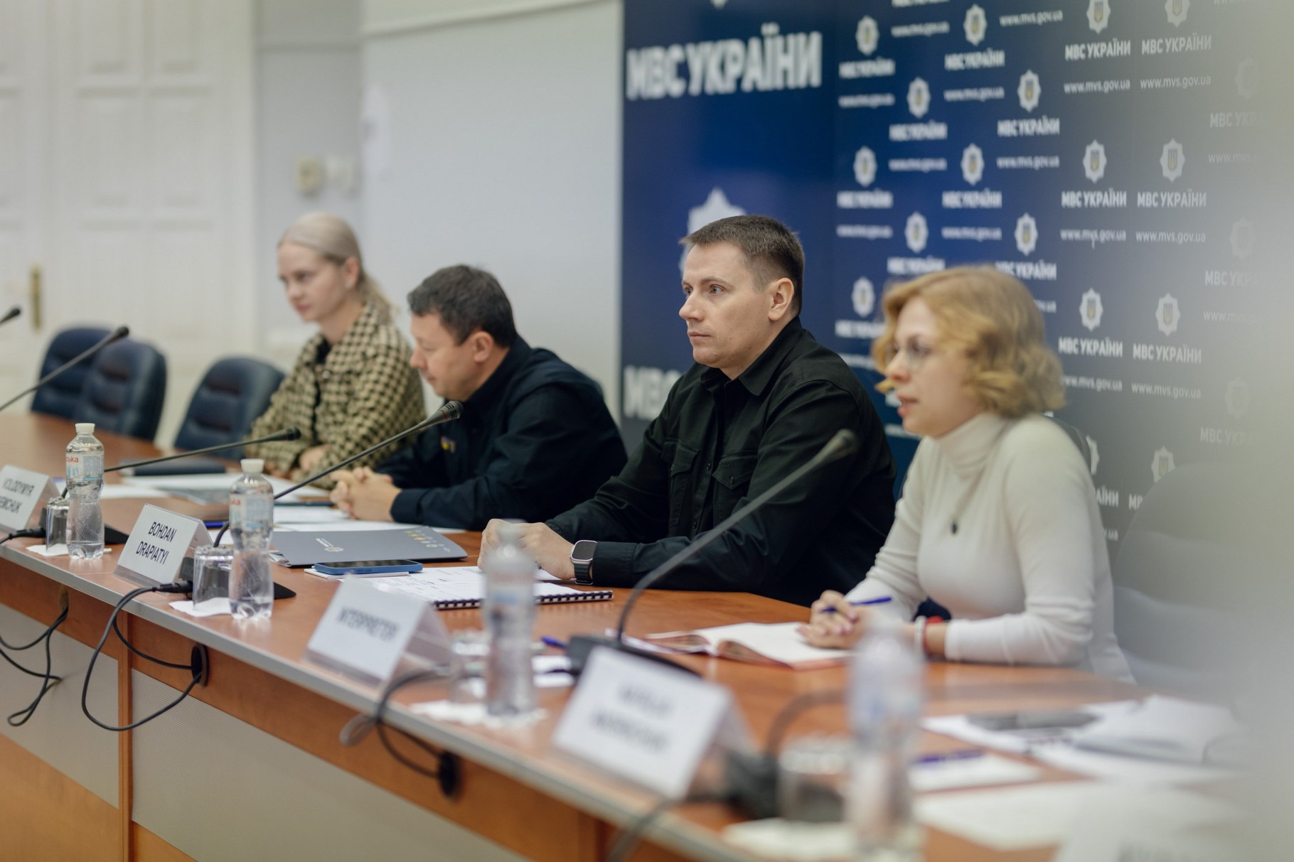 розмінування с\г земель та обмін досвідом: заступник міністра внутрішніх справ україни зустрівся із представниками женевського міжнародного центру з гуманітарного розмінування