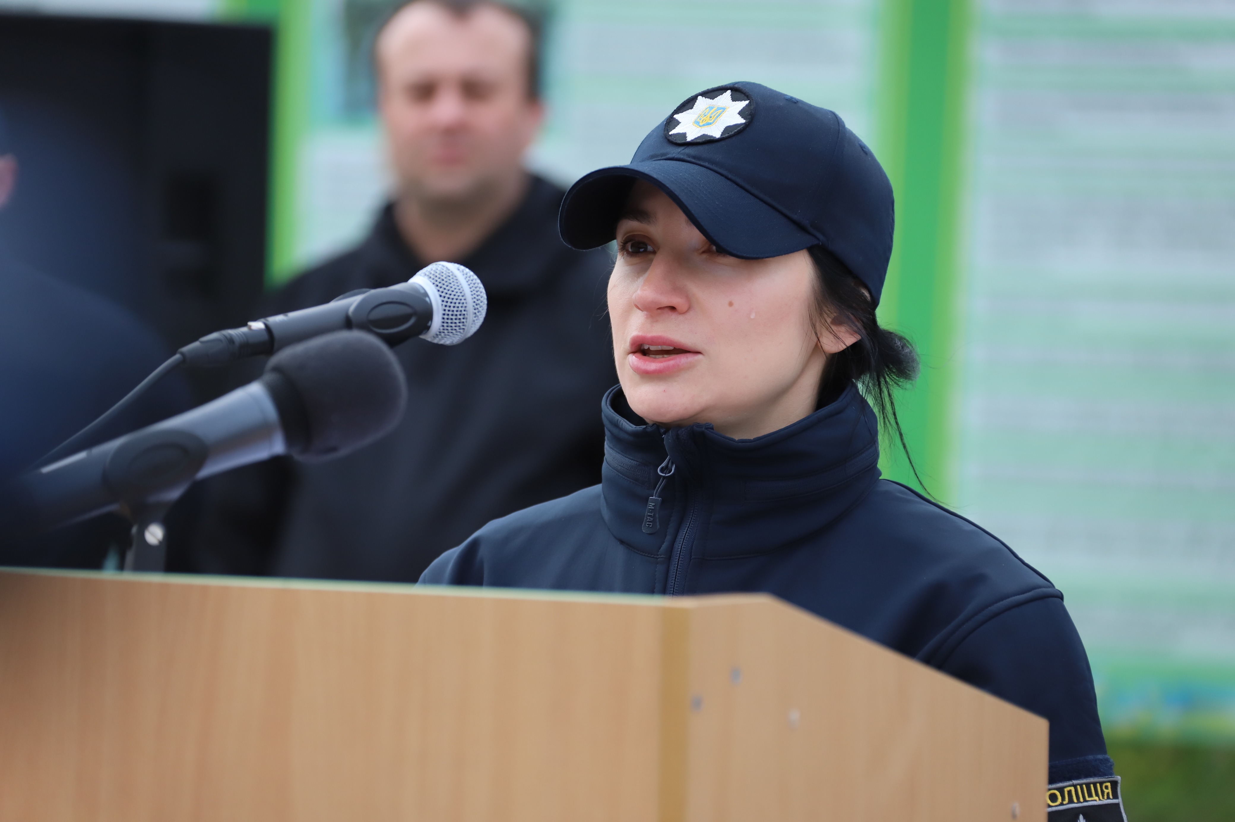 кожен регіон україни отримає нових поліцейських офіцерів громад: на вінниччині відбувся випуск 186 слухачів спеціалізованого курсу