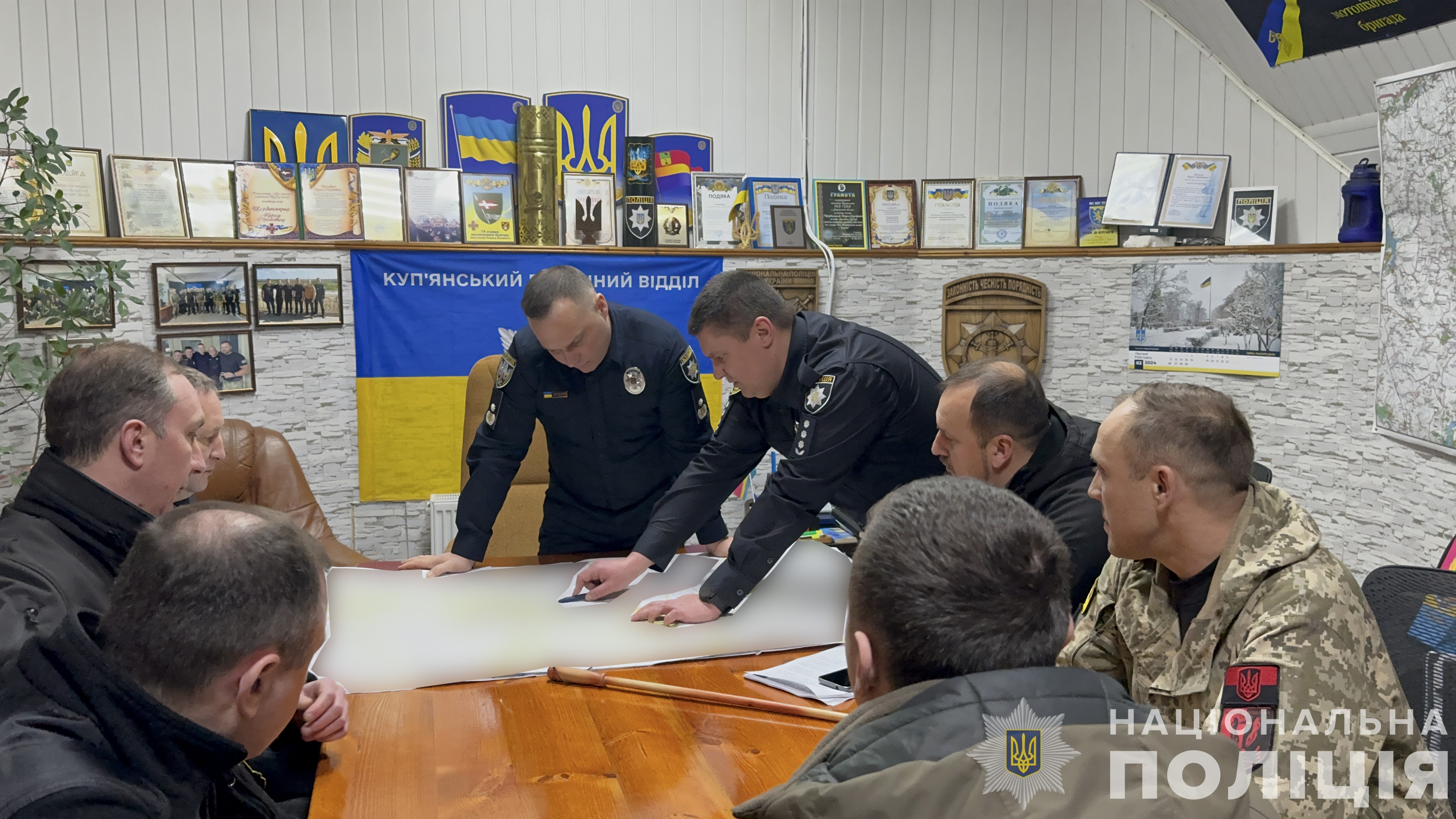 після деокупації ідентифіковано 875 тіл загиблих з 1008, – голова нацполіції іван вигівський відвідав поліцейських на прифронтовій харківщині