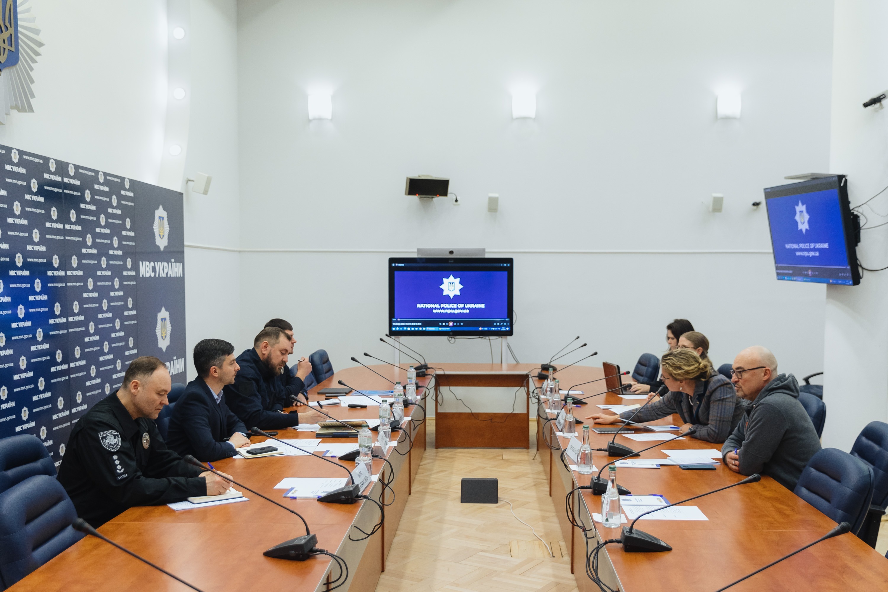 у мвс відбулась зустріч із представниками обсє щодо свавільного затримання українських цивільних росіянами