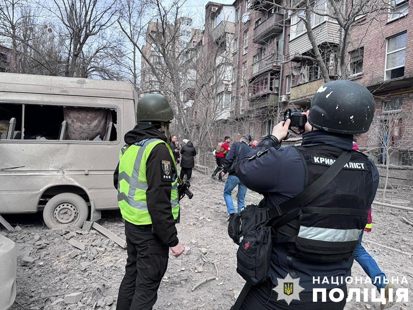 спеціалістів з розслідування воєнних злочинів нацполіції навчають найкращі детективи великої британії