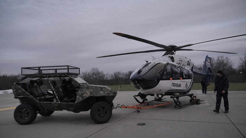 пілоти нацполіції за майже два роки здійснили понад сім тисяч евакуаційних рейсів