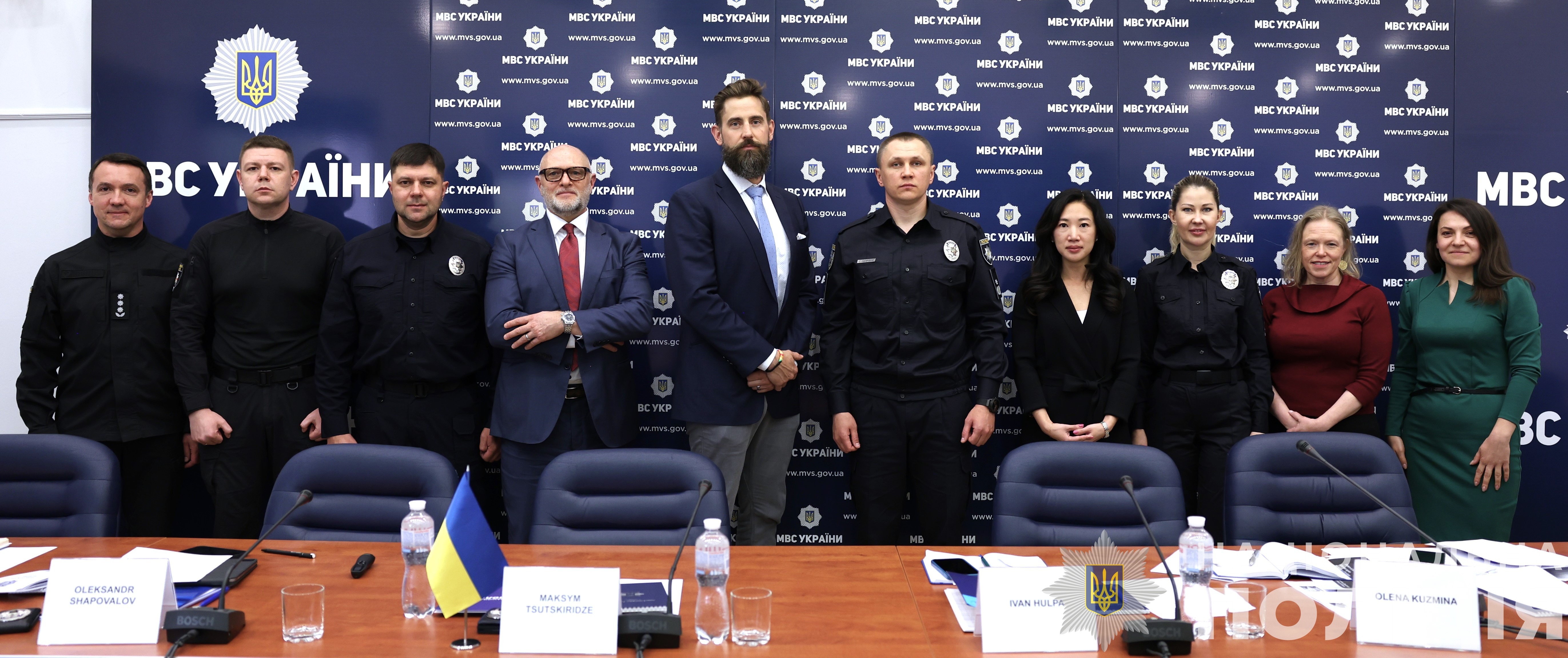 поліцейські презентували мін'юсту сша результати розслідування найрезонансніших злочинів рф в україні поліцейські презентували мін'юсту сша результати розслідування найрезонансніших злочинів рф в україні