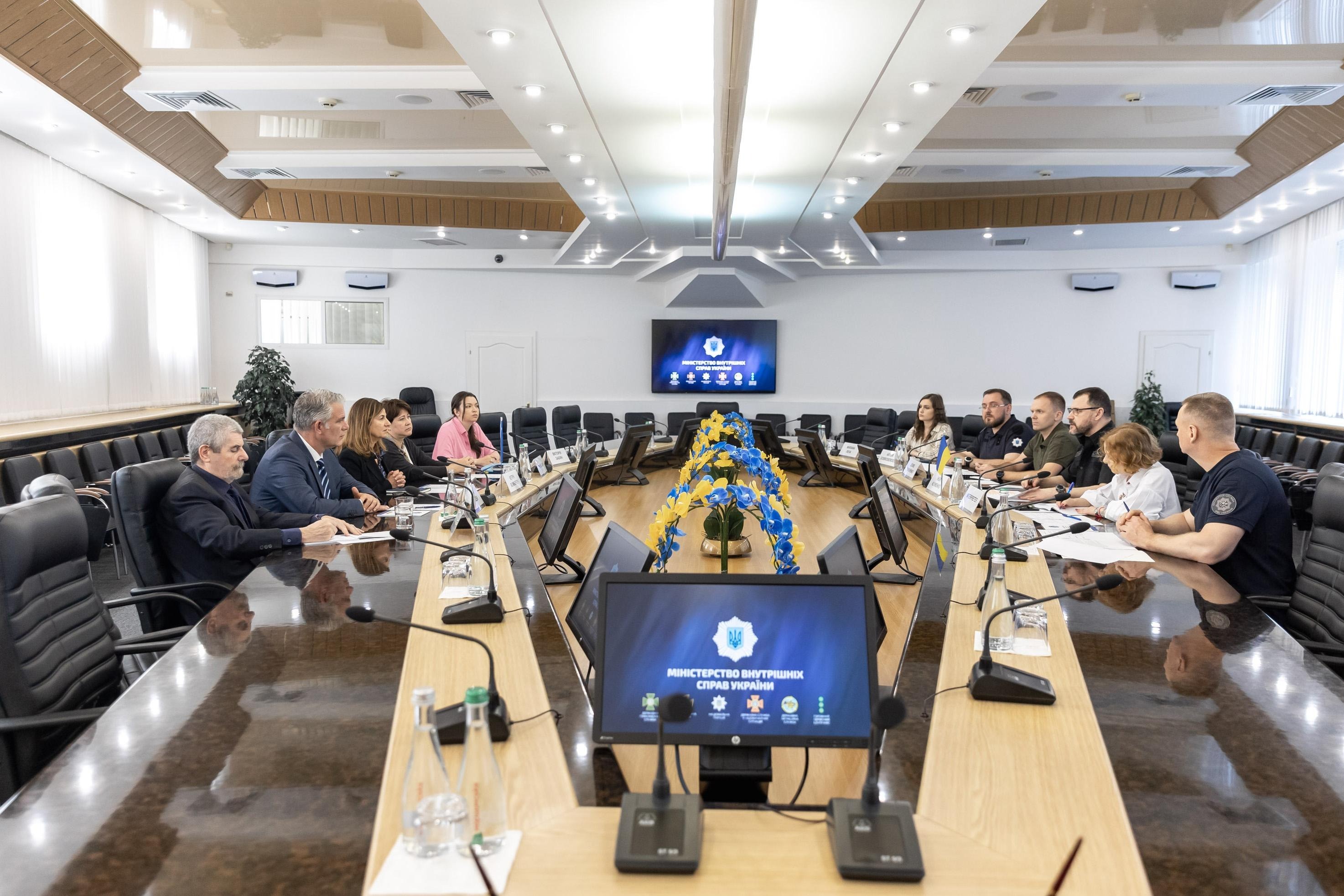 мвс україни підписало меморандум про співробітництво з міжнародною комісією з питань зниклих безвісти мвс україни підписало меморандум про співробітництво з міжнародною комісією з питань зниклих безвісти