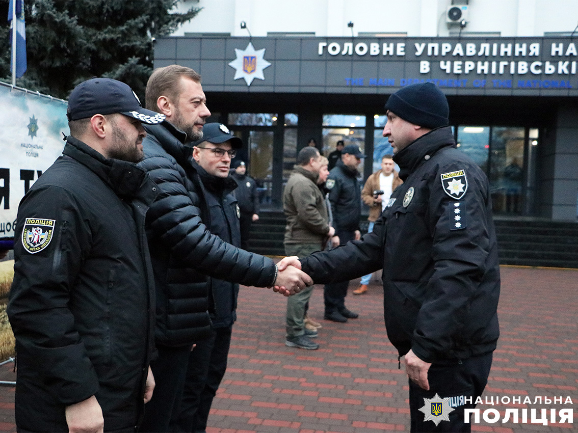 захист і безпека громадян: у чернігові впроваджено проєкт «поліцейський офіцер громади»