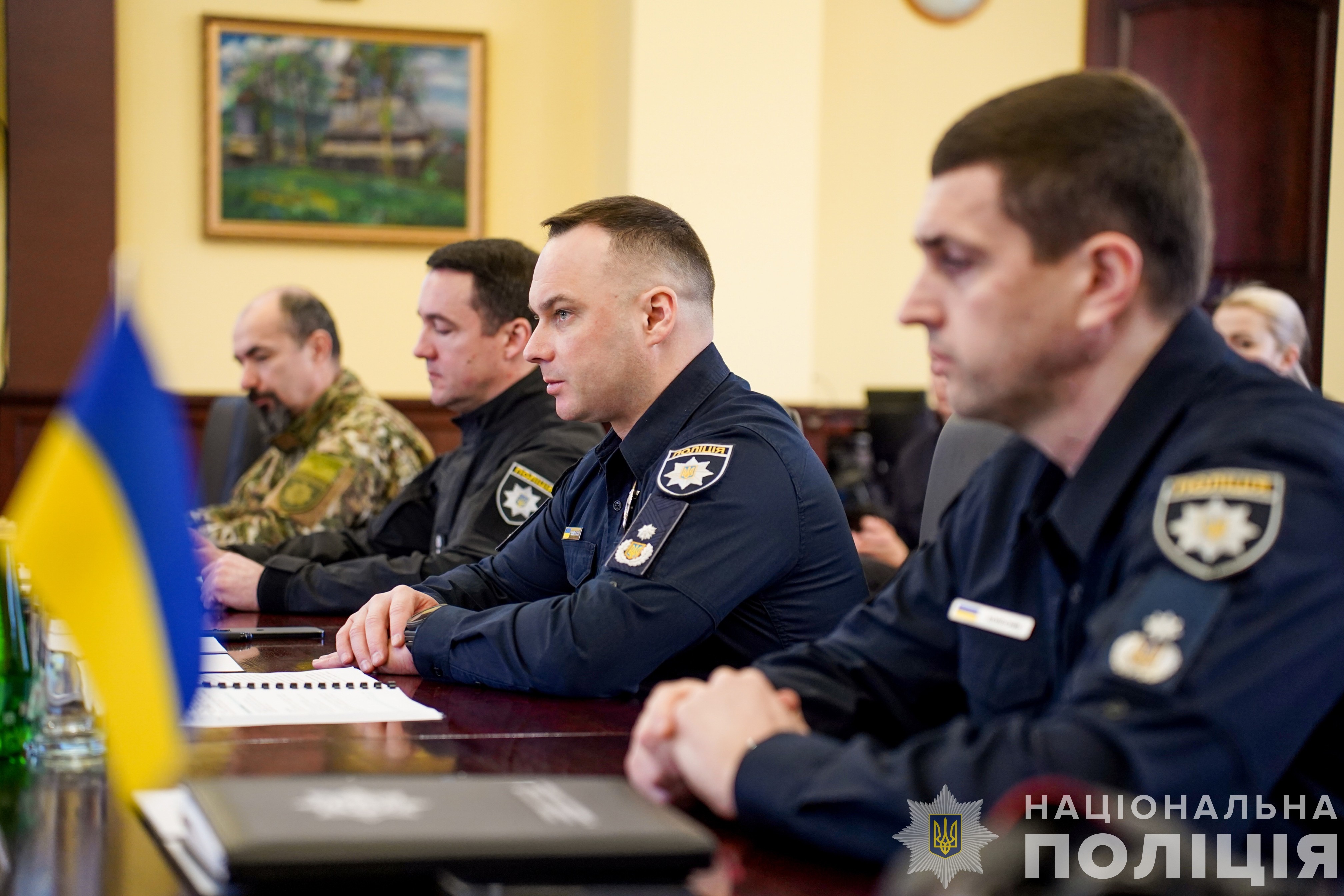 угорська поліція допомагатиме українській протистояти агресії росії – про це домовились керівники відомств країн іван вигівський та янош балог