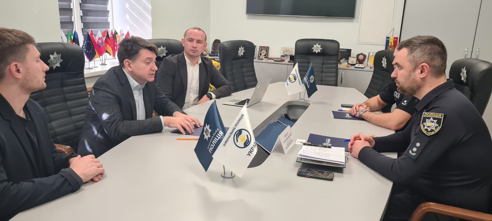 нацполіція і компанія glovo  розпочали співпрацю для пошуку зниклих дітей