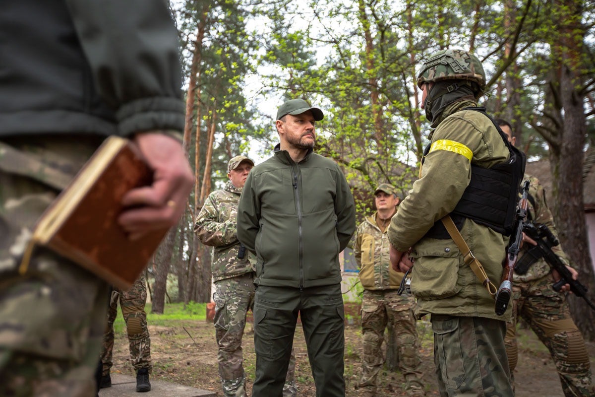 «ми вже проводимо злагодження із використанням бойової техніки, яка необхідна, в тому числі, для наступальних та штурмових дій» - ігор клименко