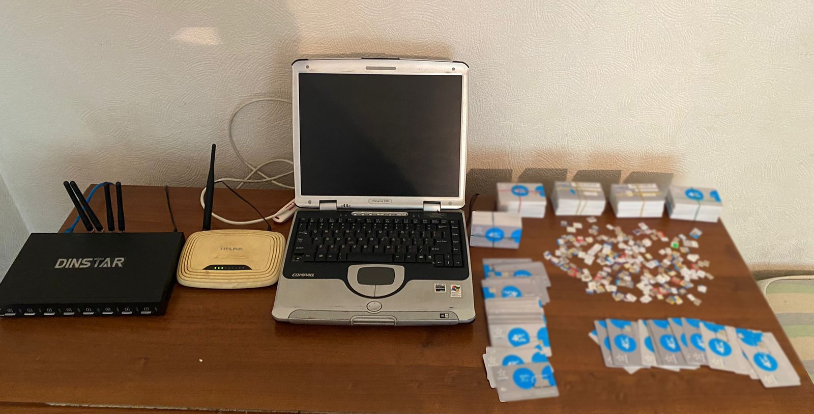 ліквідовано міжрегіональну мережу ботоферм із 5 тисячами фейкових акаунтів для дестабілізації суспільно-політичної ситуації в україні - нацполіція