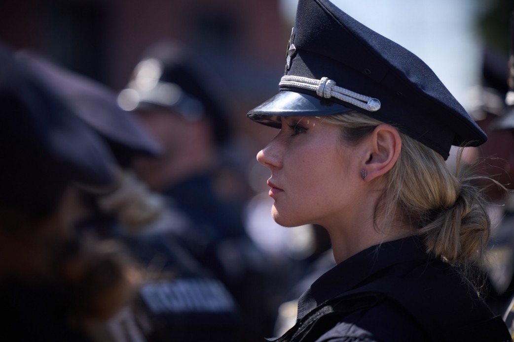 українська поліція вміє бути професійною, уміє рятувати від зла, повертати справедливість – президент на заходах з нагоди дня національної поліції українська поліція вміє бути професійною, уміє рятувати від зла, повертати справедливість – президент на заходах з нагоди дня національної поліції