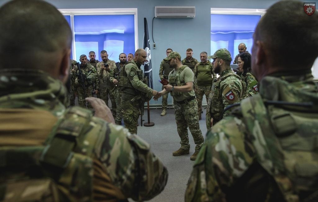 бійці штурмової бригади нацполіції «лють» отримали нагороди і спеціальні звання