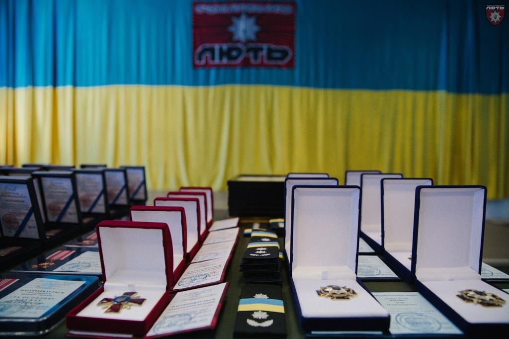 бійці штурмової бригади нацполіції «лють» отримали нагороди і спеціальні звання