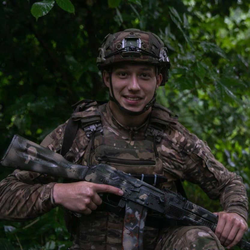 президент україни відзначив бійців штурмової бригади нацполіції президент україни відзначив бійців штурмової бригади нацполіції