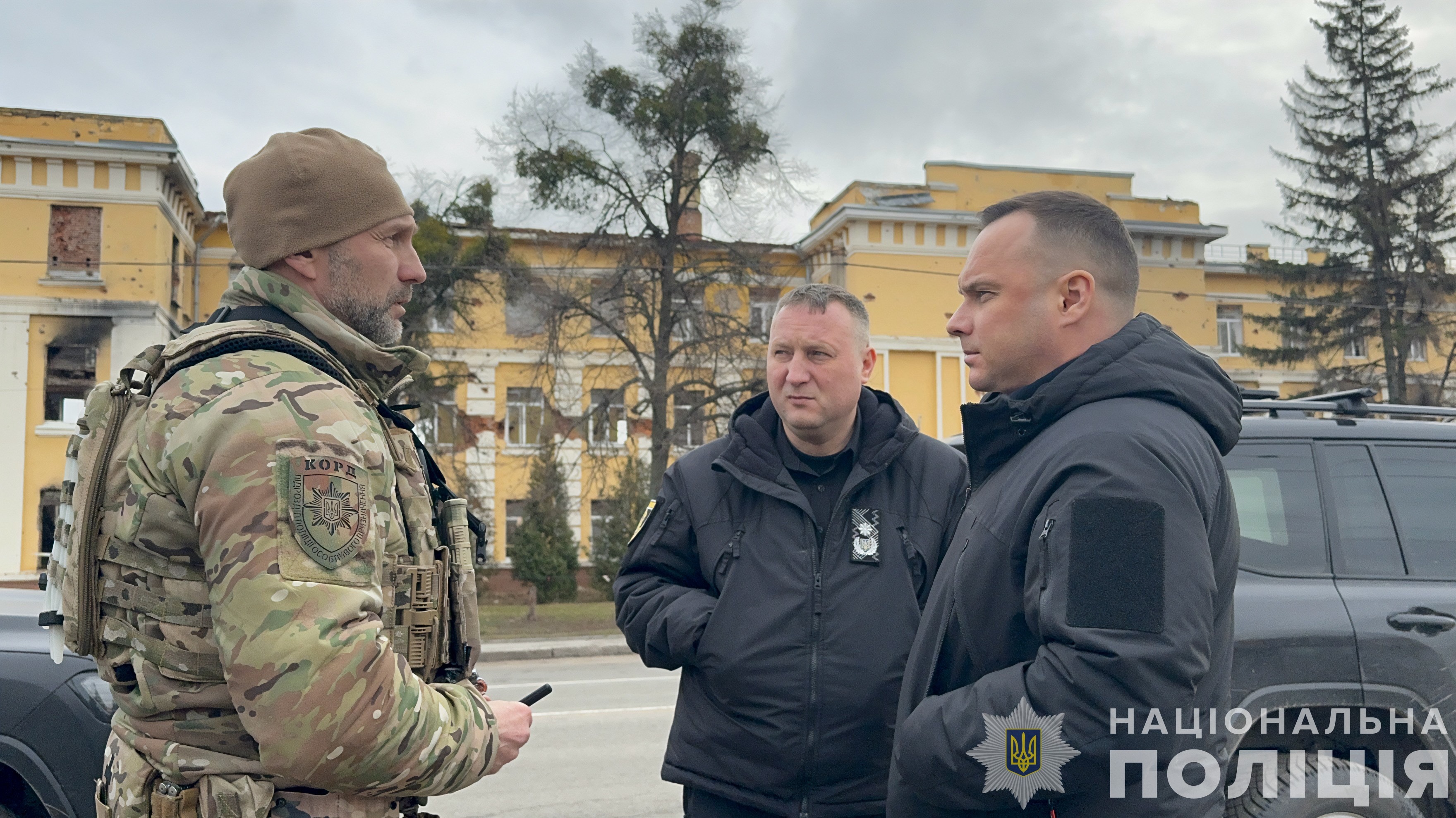 після деокупації ідентифіковано 875 тіл загиблих з 1008, – голова нацполіції іван вигівський відвідав поліцейських на прифронтовій харківщині